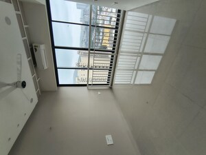 Room in 2 BHK Apartment at Dynamix Divum, Malad East – for Sale