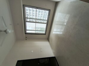Room in 3 BHK Apartment at Shree Madhuban CHS, Goregaon East – for Rent