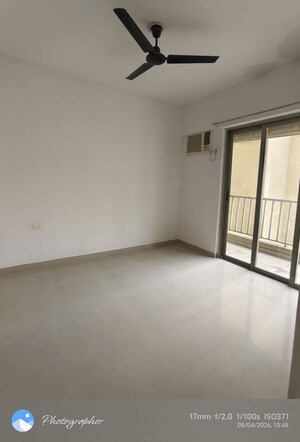 Room in 1.5 BHK Apartment at Lodha Casa Rio, Dombivli East – for Rent