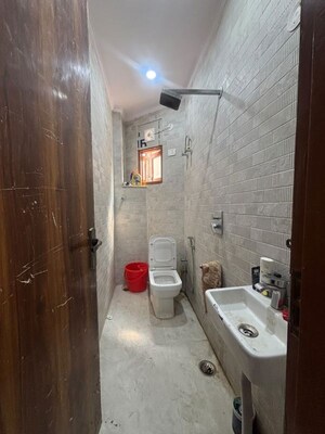 Bathroom in 1 BHK Builder Floor at Neb Sarai – for Rent