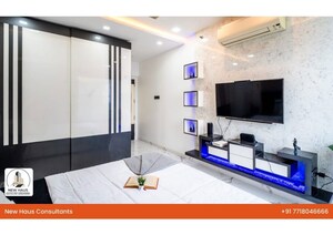 Team Area in 5 BHK Apartment at Oberoi Exquisite Goregaon, Goregaon East – for Sale