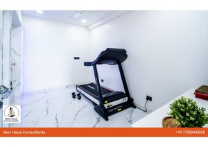 Furnished Amenities in 5 BHK Apartment at Oberoi Exquisite Goregaon, Goregaon East – for Sale