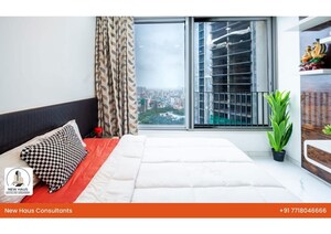 Bedroom in 5 BHK Apartment at Oberoi Exquisite Goregaon, Goregaon East – for Sale