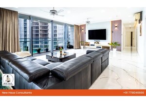 Bedroom in 5 BHK Apartment at Oberoi Exquisite Goregaon, Goregaon East – for Sale