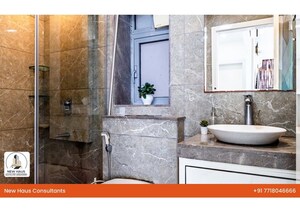 Bathroom in 5 BHK Apartment at Oberoi Exquisite Goregaon, Goregaon East – for Sale