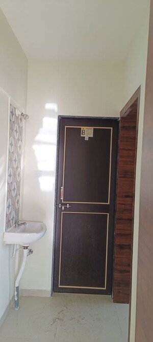 Furnished Amenities in 1 BHK Apartment at Magarpatta City Heliconia, Hadapsar – for Rent