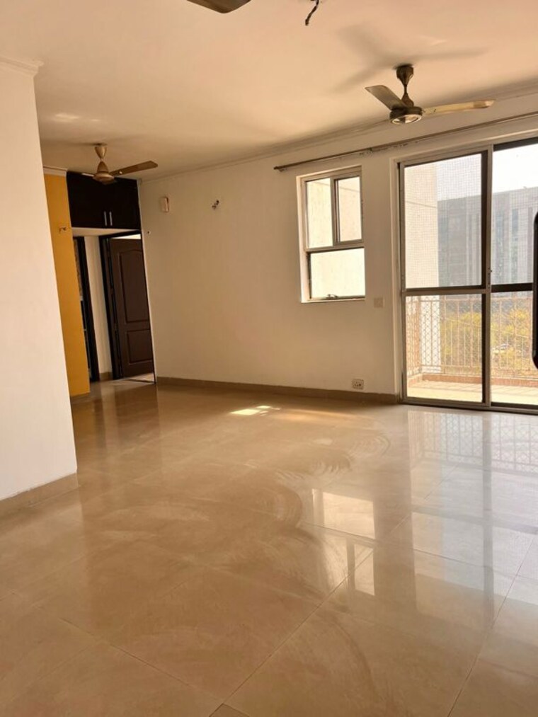 Room, unitech-the-residences-sector-33 2 Bedroom 1350 Sq.Ft. Apartment In Sector 33 Gurgaon 10573453