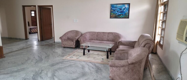 Bedroom, sector 18 3 Bedroom 9000 Sq.Ft. Independent House In Sector 18 Chandigarh 10566021