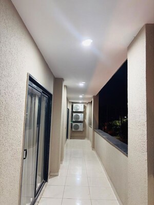 Building Lobby in 1 RK Builder Floor at Sector 45 – for Rent