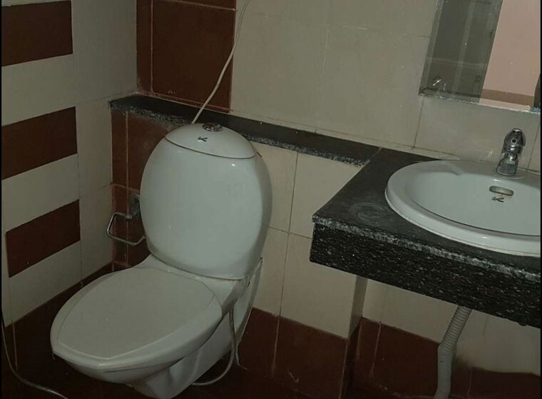 Bathroom, eldeco-elegante 3 Bedroom 2150 Sq.Ft. Apartment In Vibhuti Khand Lucknow 10573493