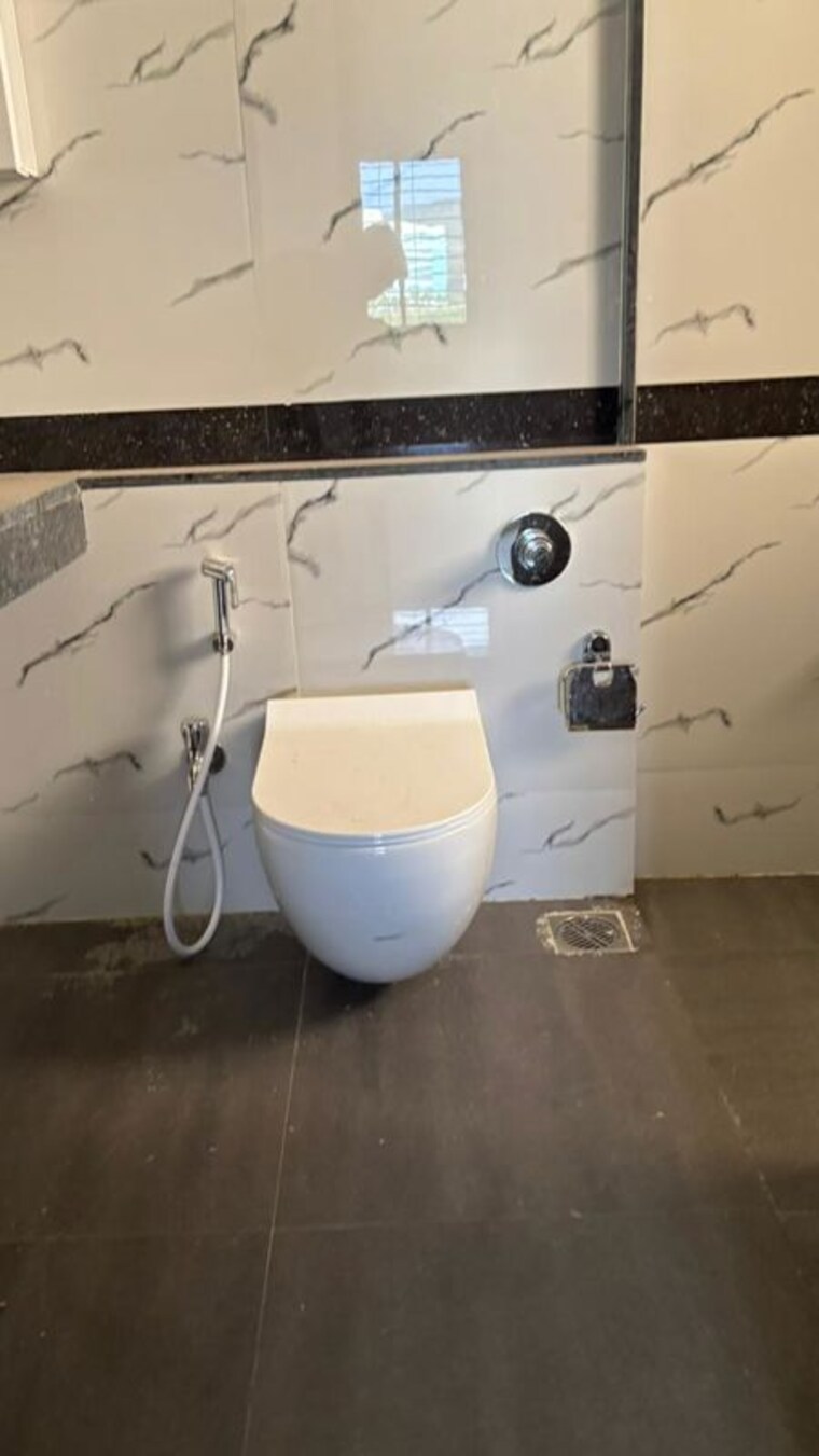 Bathroom, k-raheja-raheja-residency 2.5 Bedroom 1550 Sq.Ft. Apartment In Malad East Mumbai 10573502