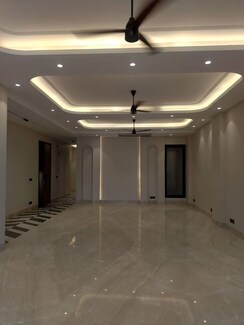 4 BHK + Servant Room Builder Floor For Rent in Geetanjali Enclave