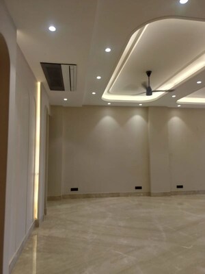 Building Lobby in 4 BHK Builder Floor at Geetanjali Enclave – for Rent