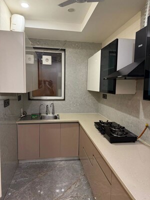 Kitchen in 3 BHK Builder Floor at Sector 46 – for Rent