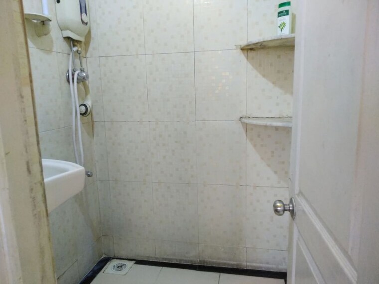 Bathroom, srishti-panch-srishti 1 Bedroom 625 Sq.Ft. Apartment In Powai Mumbai 10573532