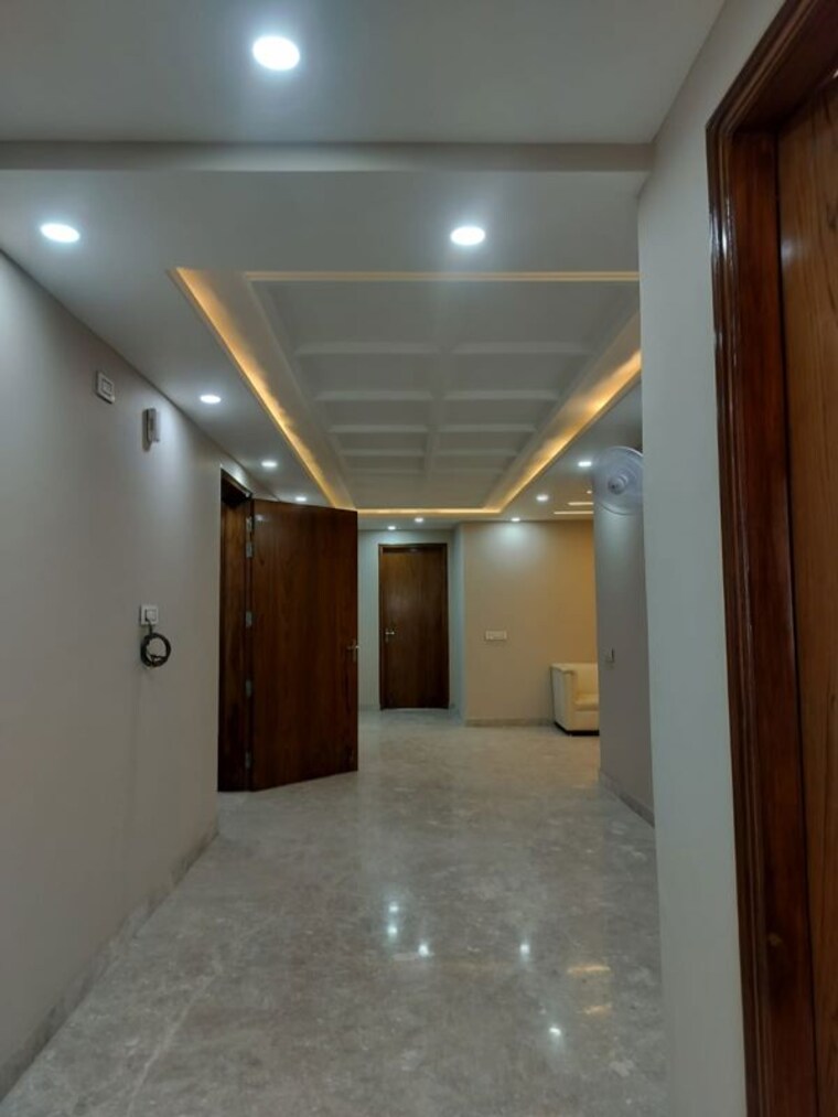 Room, sector 31 4 Bedroom 4000 Sq.Ft. Builder Floor In Sector 31 Gurgaon 10573543