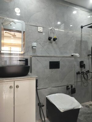 Kitchen in 4 BHK Builder Floor at Sector 31 – for Sale