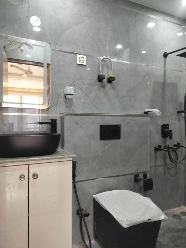 Kitchen, sector 31 4 Bedroom 4000 Sq.Ft. Builder Floor In Sector 31 Gurgaon 10573543