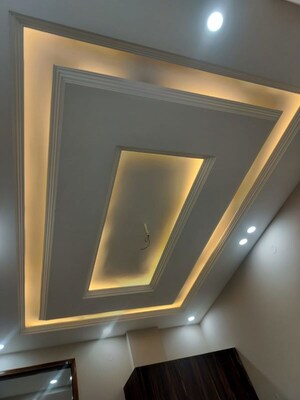 Furnished Amenities in 4 BHK Builder Floor at Sector 31 – for Sale