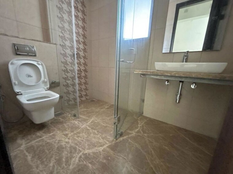Bathroom, peninsula-salsette-27 3 Bedroom 1198 Sq.Ft. Apartment In Byculla Mumbai 10573546