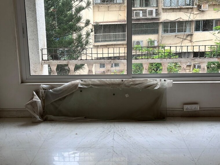 Other, bandra west 3 Bedroom 1100 Sq.Ft. Apartment In Bandra West Mumbai 10573550