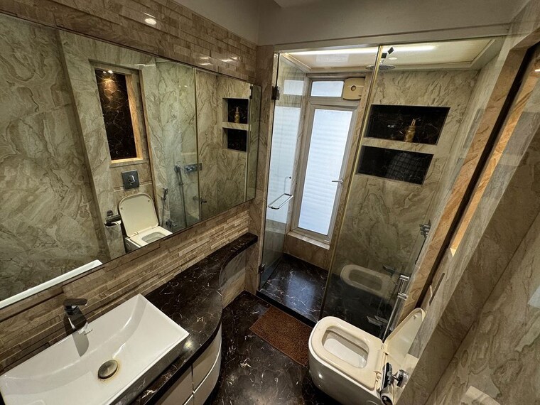 Bathroom, santacruz west 3 Bedroom 1100 Sq.Ft. Apartment In Santacruz West Mumbai 10573556