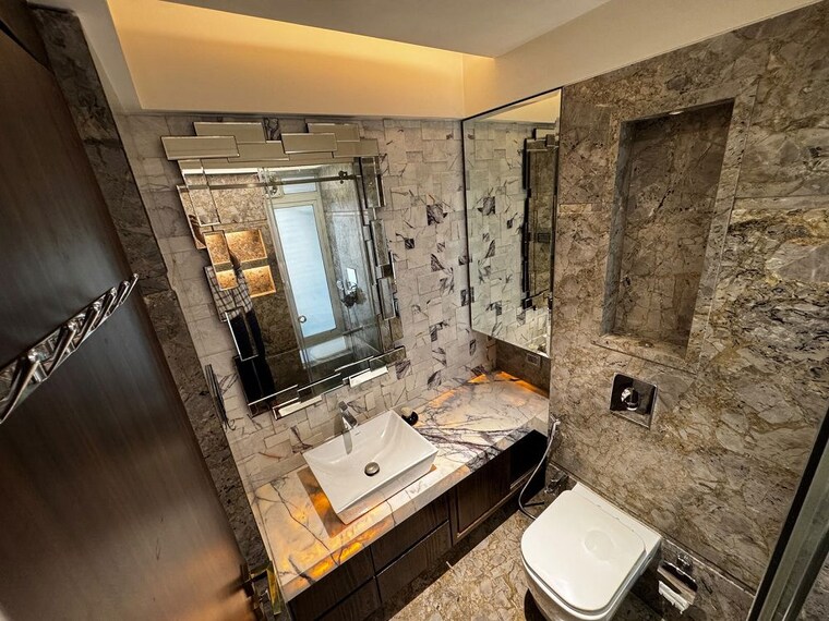 Attached Bathroom, santacruz west 3 Bedroom 1100 Sq.Ft. Apartment In Santacruz West Mumbai 10573556