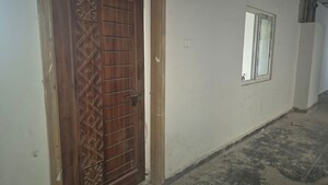 Room in 2 BHK Apartment at Bongloor – for Sale