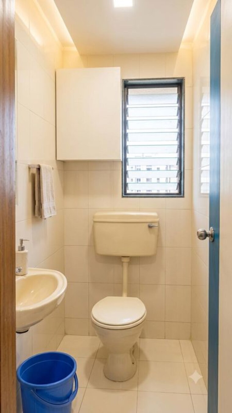 Bathroom, suyog-apartments-shivaji-nagar Commercial Office Space 540 Sq.Ft. In Shivajinagar Pune 10573563
