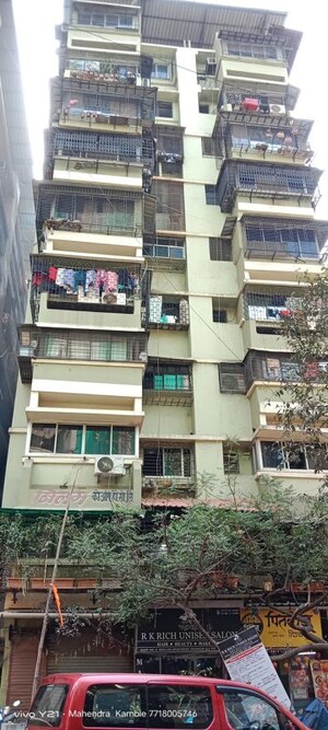  Apartment For Sale in Kharkar Alley