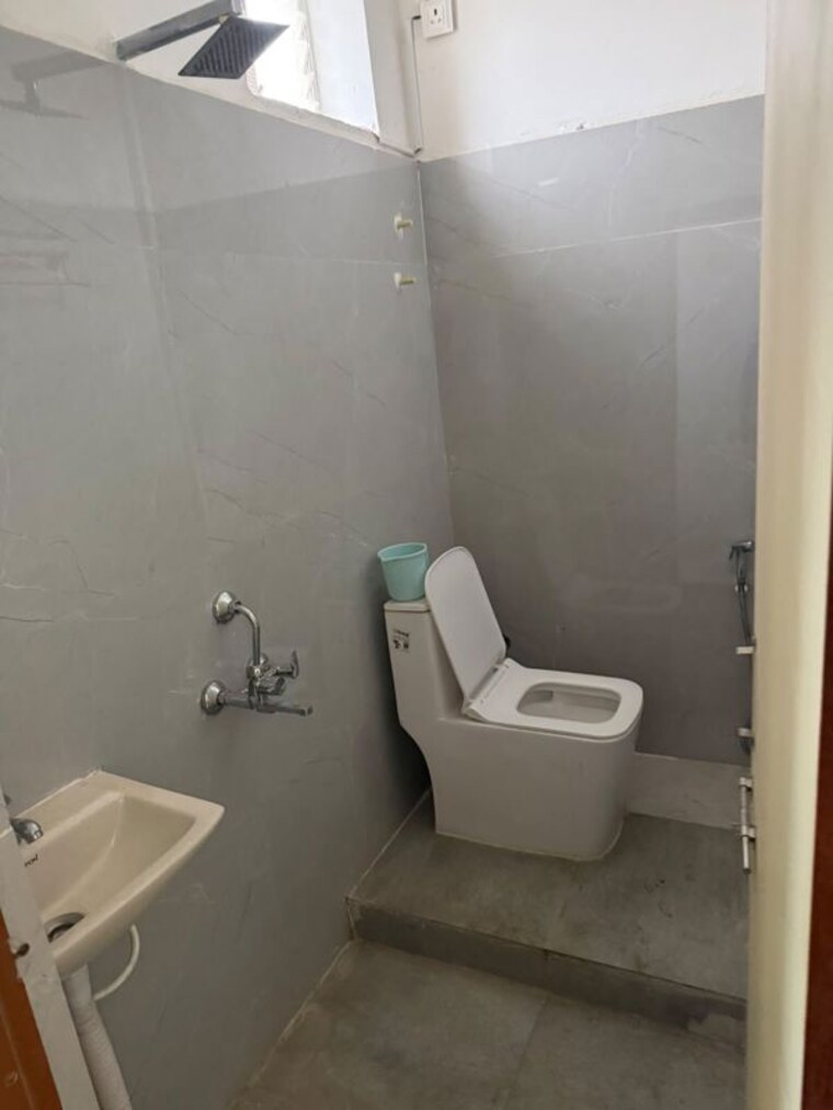 Bathroom, kowkoor 3 Bedroom 1650 Sq.Ft. Villa In Kowkoor Hyderabad 10573464