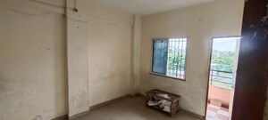 Room in  Apartment at Majrewadi – for Sale