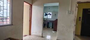 Room in  Apartment at Majrewadi – for Sale