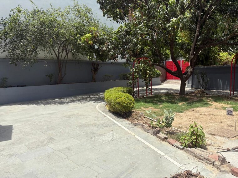 Exterior View, chattarpur  7500 Sq.Ft. Plot In Chattarpur Delhi 10573593