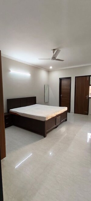 Bedroom in 1 RK Builder Floor at Sector 31 – for Rent