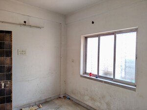 Room in  Apartment at Kolkatta Gpo – for Sale