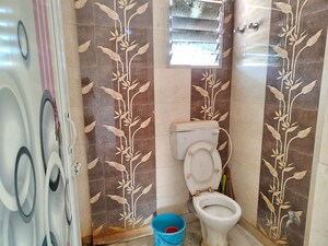 Staircase in  Apartment at Kolkatta Gpo – for Sale