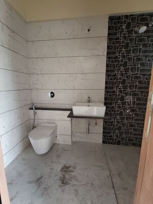 Bathroom in 3.5 BHK Apartment at Shubh Nirvana, Viman Nagar – for Rent