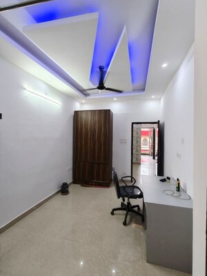 2 BHK Builder Floor For Rent in Krishna Nagar
