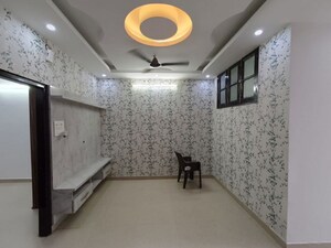 Team Area in 2 BHK Builder Floor at Krishna Nagar – for Rent