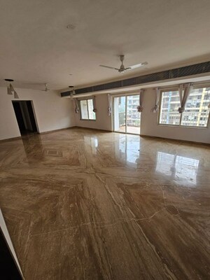 3 BHK Apartment For Rent in Marvel Piazza, Koregaon Park