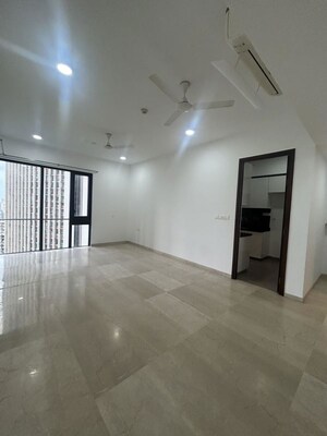 Room in 2 BHK Apartment at Lodha The Park, Worli – for Sale