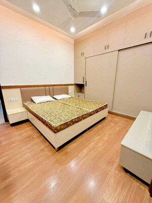1 RK Builder Floor For Rent in Sector 31
