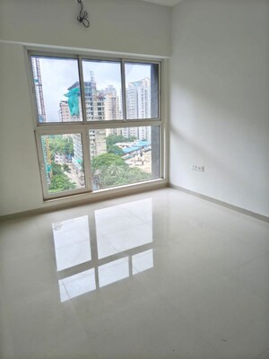 Room in 2 BHK Apartment at L And T Rejuve 360, Mulund West – for Rent