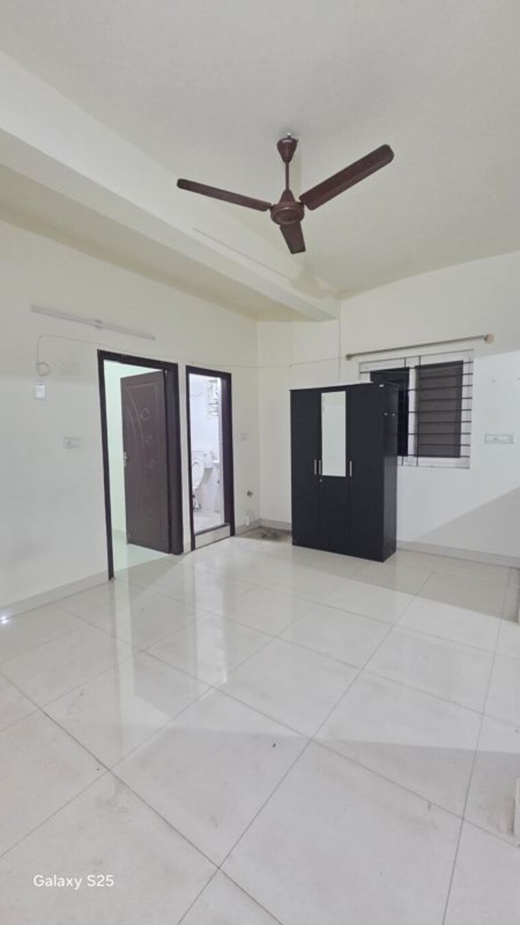 Room, hsr layout sector 2 3 Bedroom 1700 Sq.Ft. Builder Floor In Hsr Layout Sector 2 Bangalore 10573688