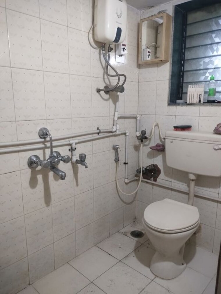 Bathroom, vaibhav-vilas-chs 2 Bedroom 835 Sq.Ft. Apartment In Majiwada Thane 10573625