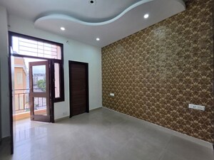 Room in 3 BHK Builder Floor at Pir Machalla – for Sale