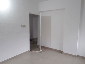 Room in 3 BHK Apartment at Kumar Princetown Royal, Undri – for Sale