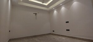 Room in 4 BHK Builder Floor at Shanti Kunj – for Sale