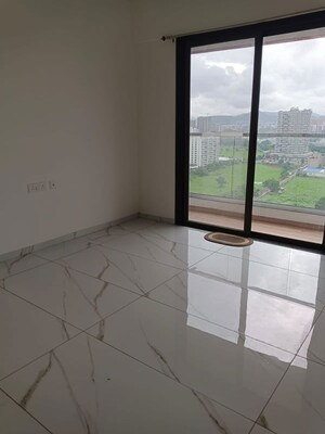 Room in 3 BHK Apartment at Kohinoor Sapphire 3, Tathawade – for Rent
